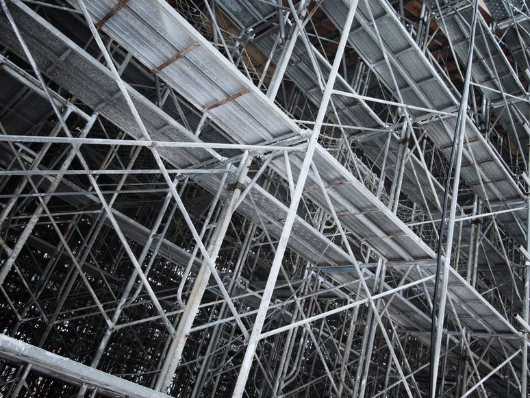 Illustrasi Penggunaan Besi Baja Ringan